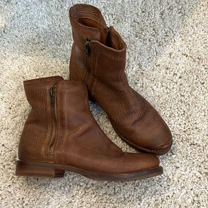 FRYE leather boots women’s size 7.5